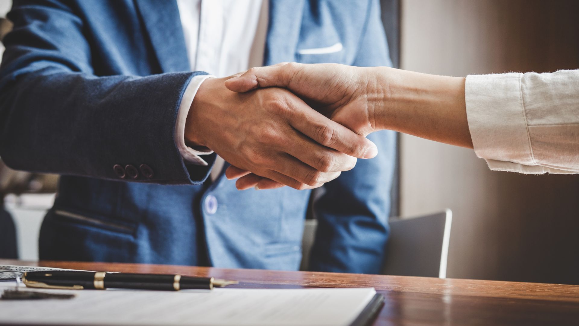 Descubra como as avaliações influenciam o ticket médio e aprenda a utilizá-las para impulsionar suas vendas e melhorar a experiência do cliente.